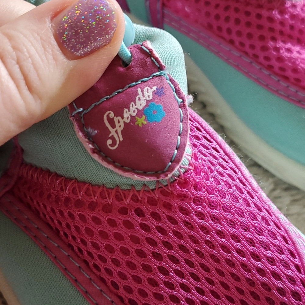 Girls Speedo water shoes sandals size large 9/10 - Picture 2 of 6